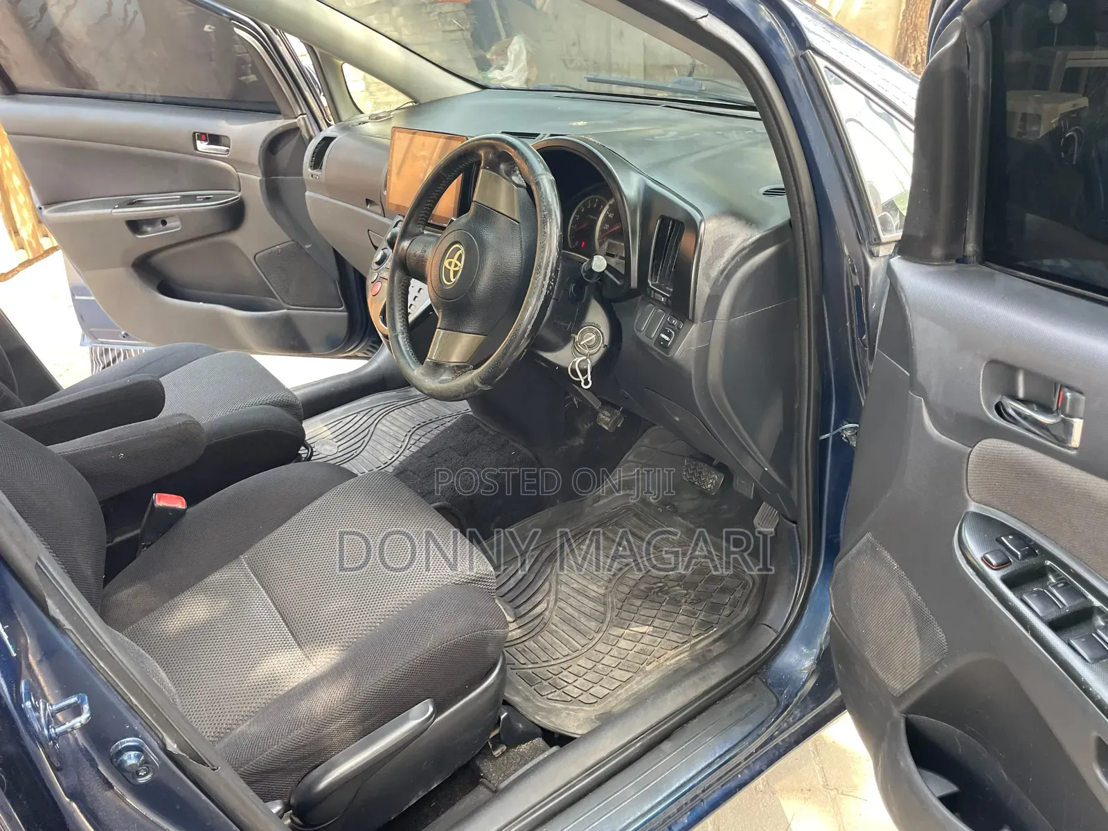 Toyota Wish 2005 Blue