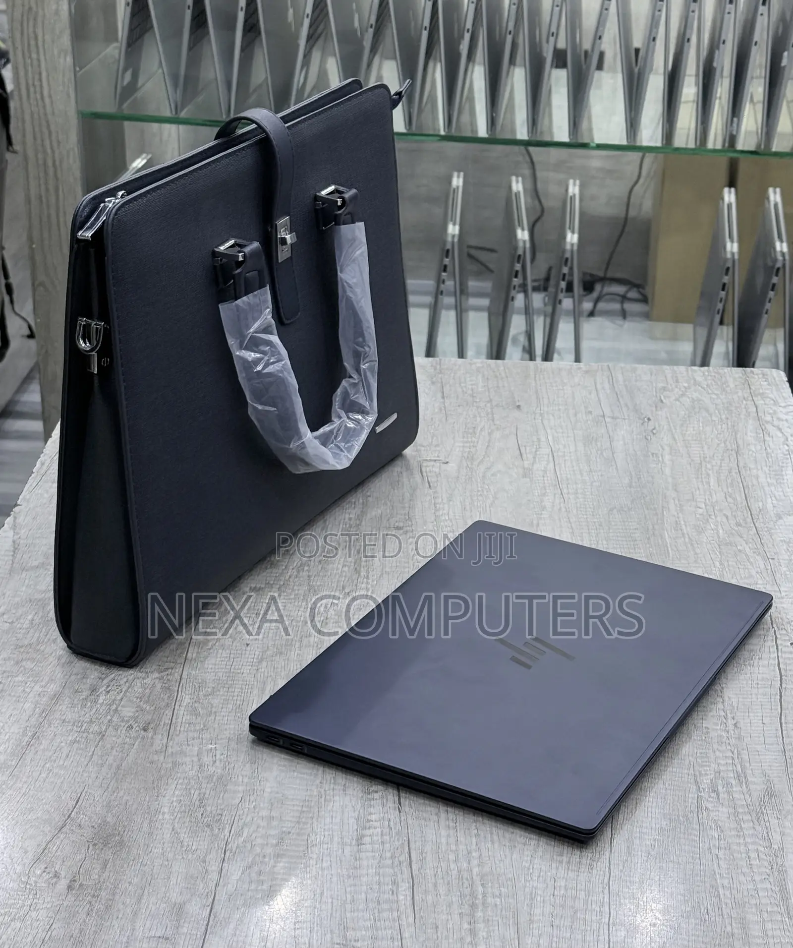 New HP Elitebook Ultra G1i 32GB Qualcomm Snapdragon X Elite SSD 512GB