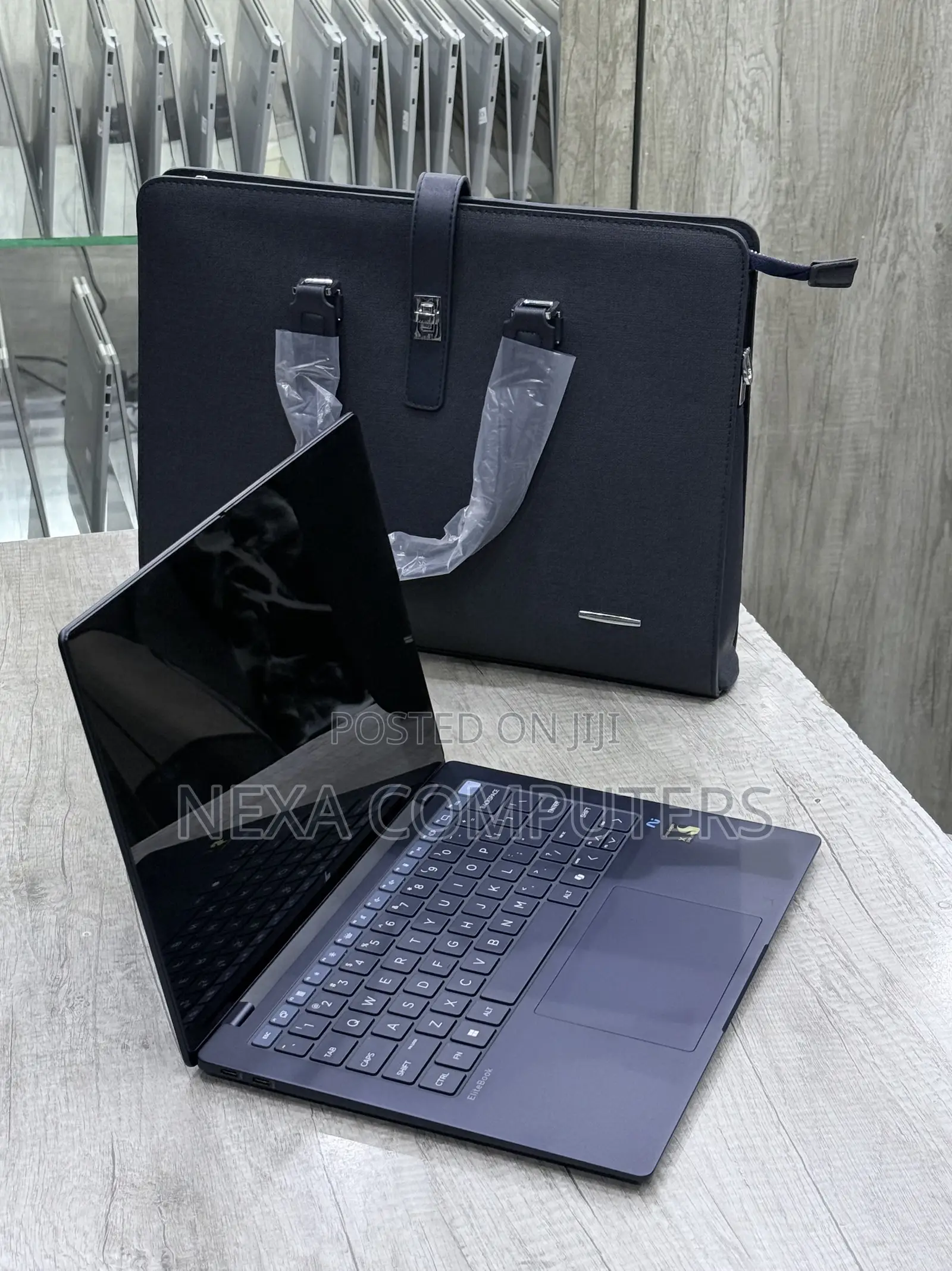 New HP Elitebook Ultra G1i 32GB Qualcomm Snapdragon X Elite SSD 512GB