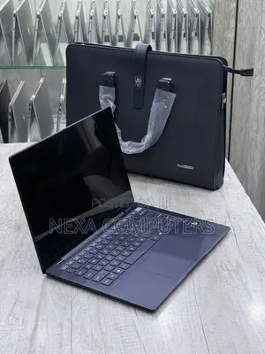 New HP Elitebook Ultra G1i 32GB Qualcomm Snapdragon X Elite SSD 512GB