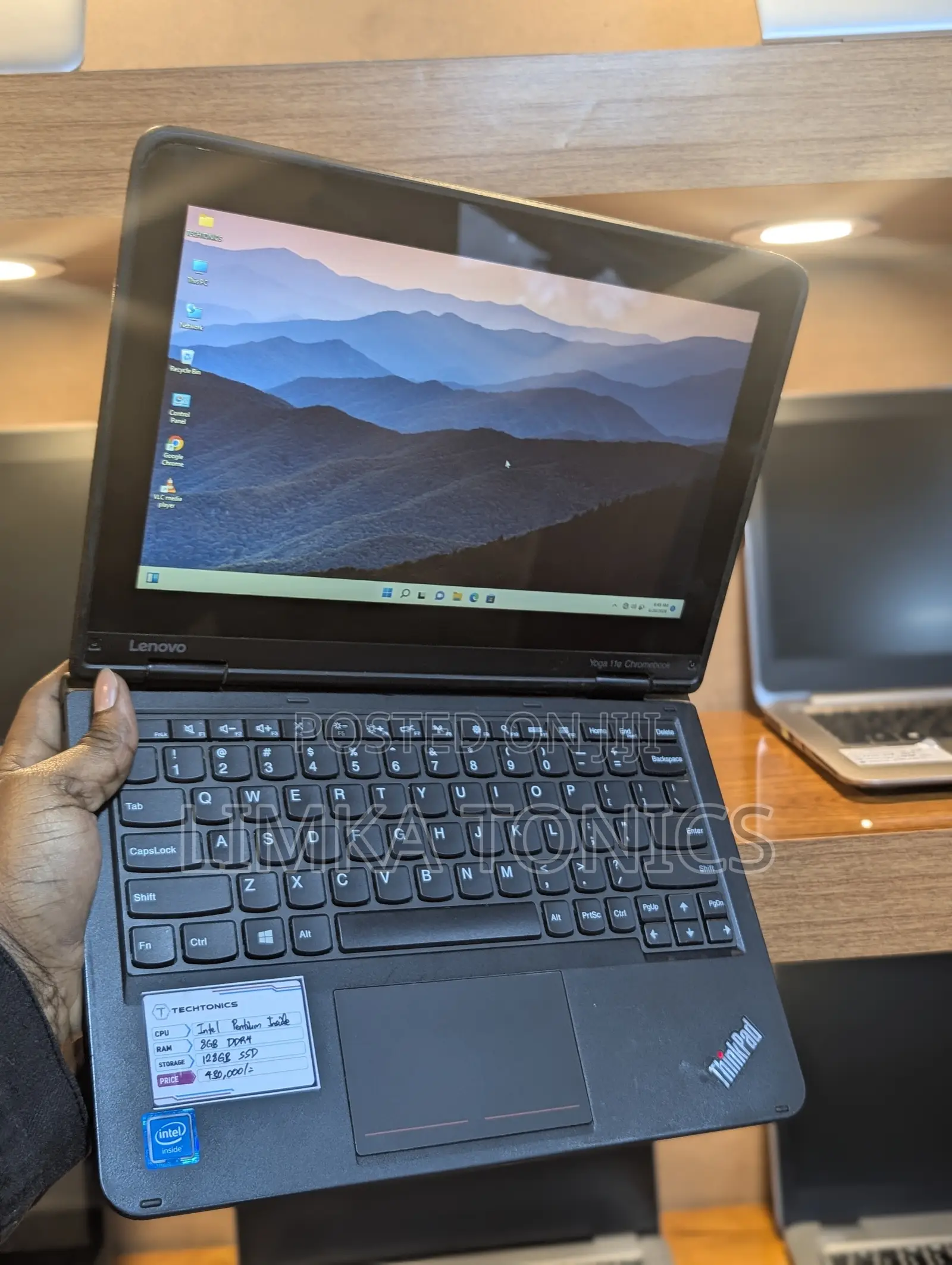 New Laptop Lenovo Yoga 11e 8GB Intel Celeron SSD 128GB