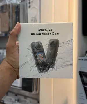 Insta360 X5. ( Action Camera)