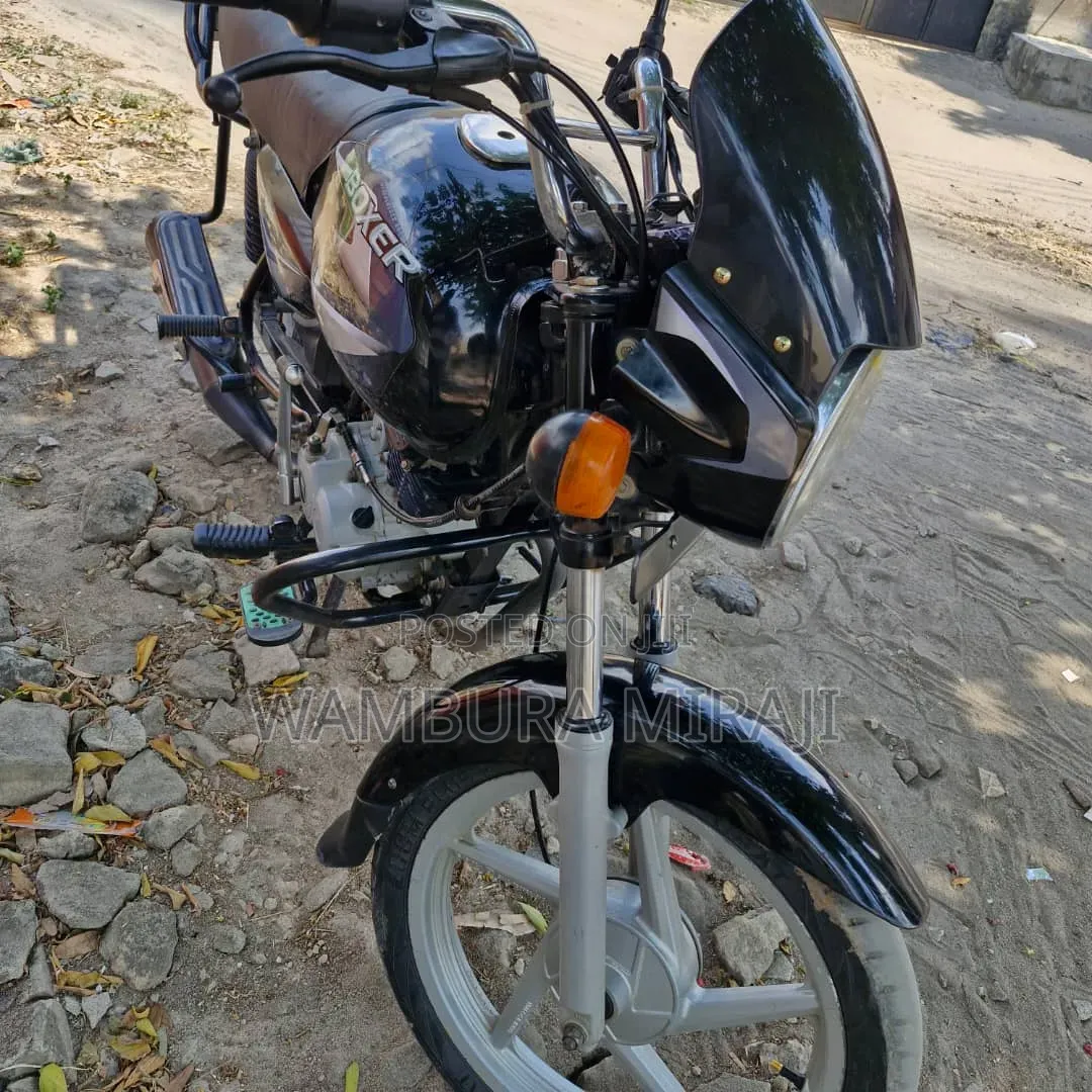 Bajaj Boxer 125 2026 Black