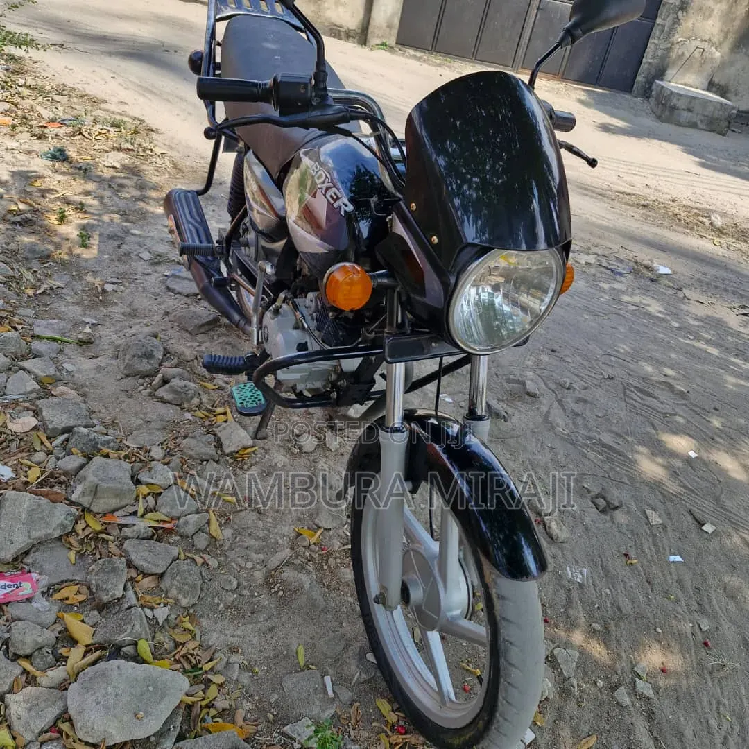 Bajaj Boxer 125 2026 Black