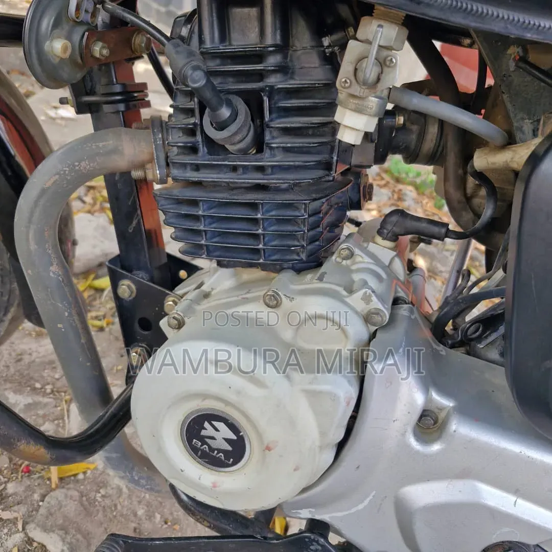 Bajaj Boxer 125 2026 Black