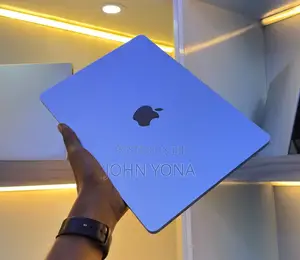 New Laptop Apple MacBook Air 2025 M4 16GB Apple M4 SSD 256GB