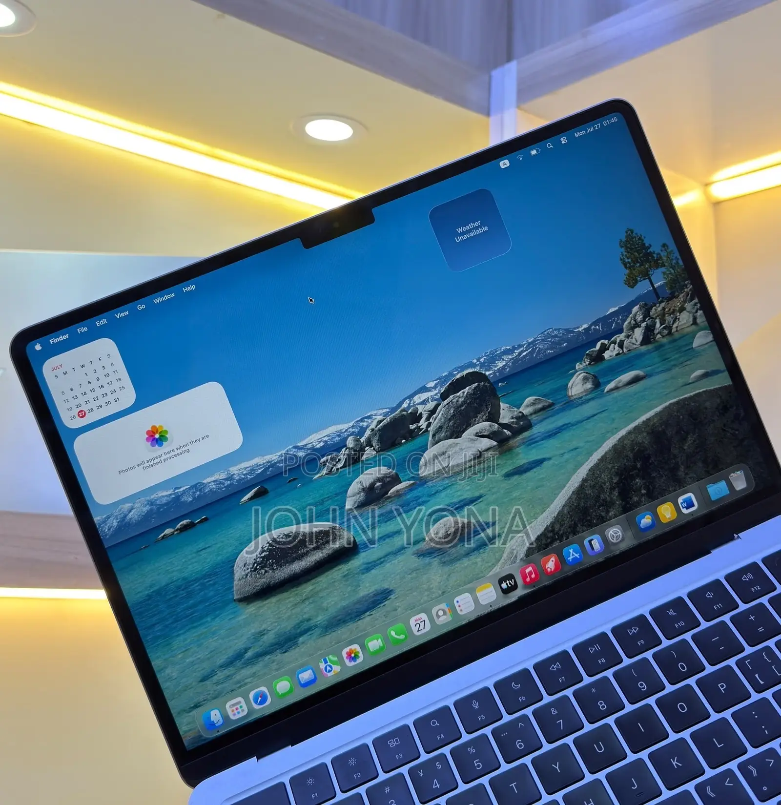 New Laptop Apple MacBook Air 2025 M4 16GB Apple M4 SSD 256GB