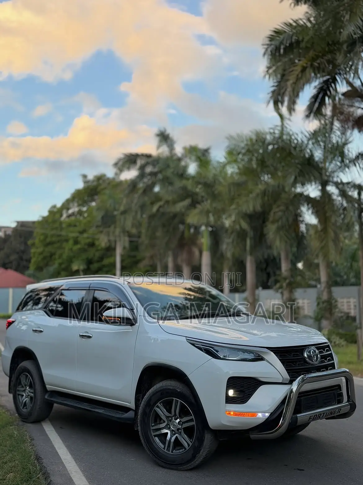 Toyota Fortuner 2021 White