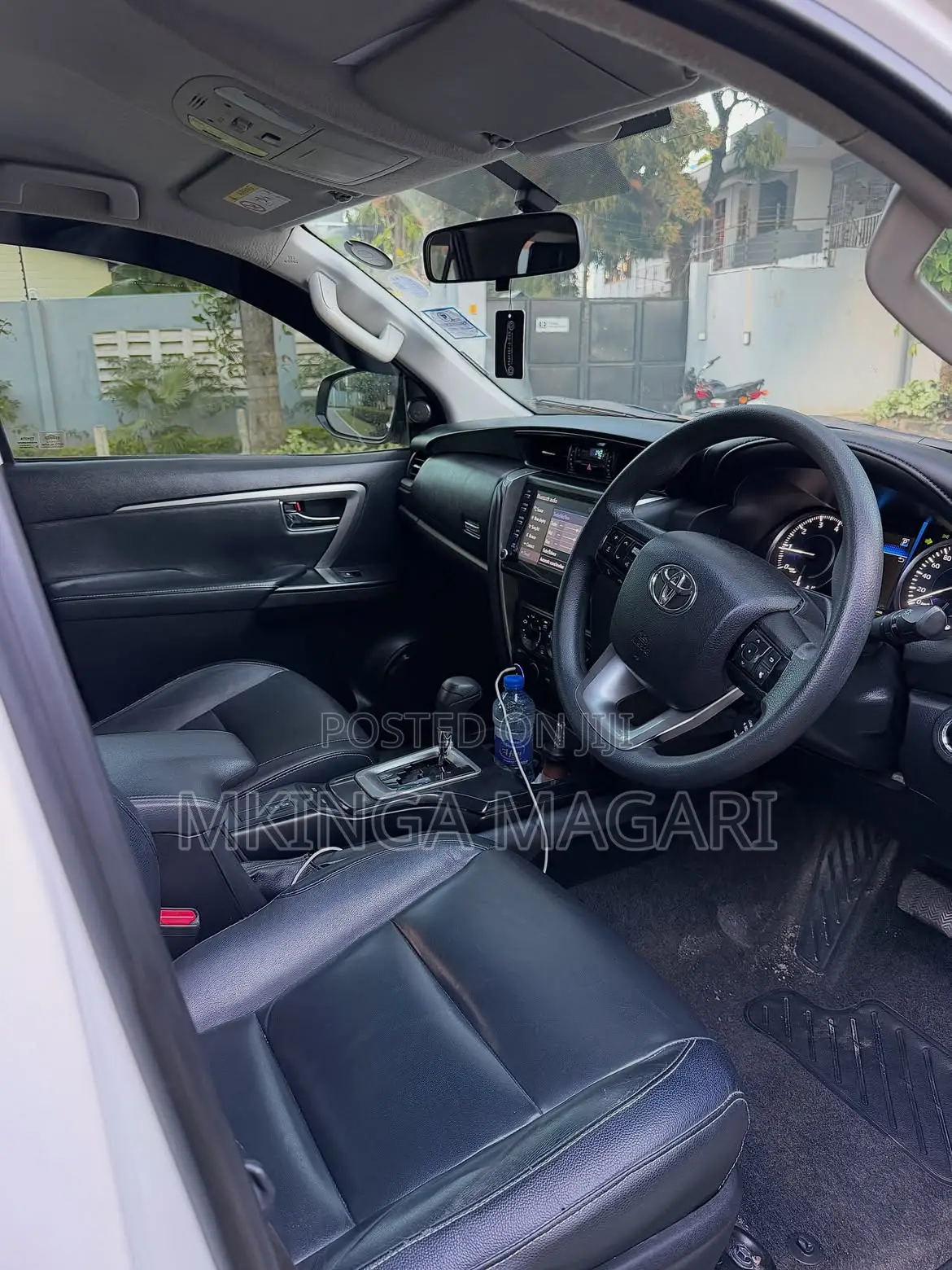 Toyota Fortuner 2021 White