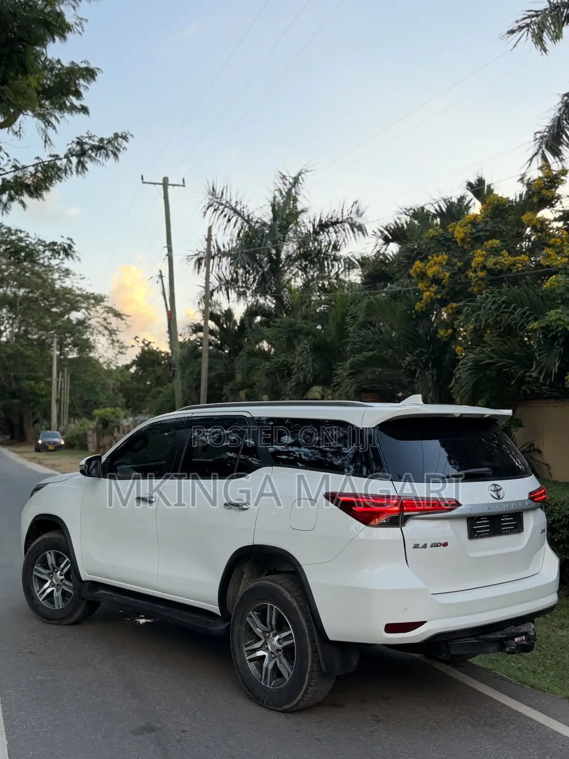 Toyota Fortuner 2021 White