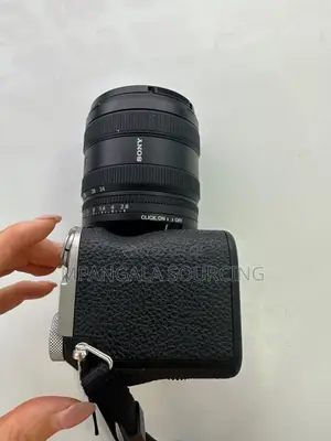 Sony 7CM2 With the FE 2.8/24-50 G Lens.