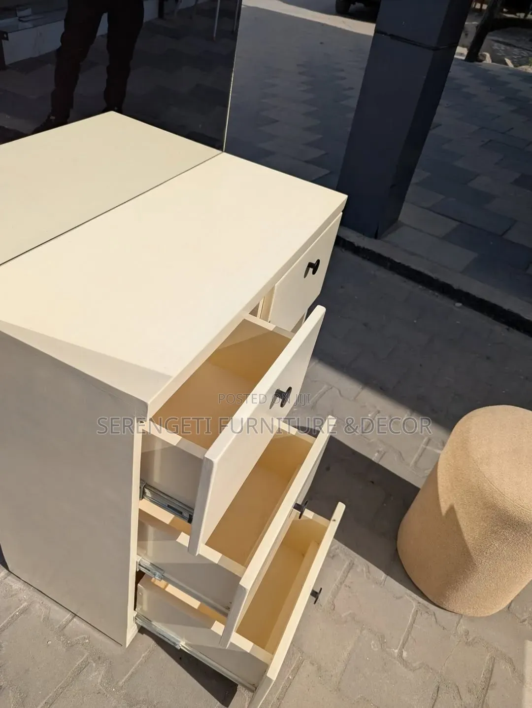 Classic Dressing Table