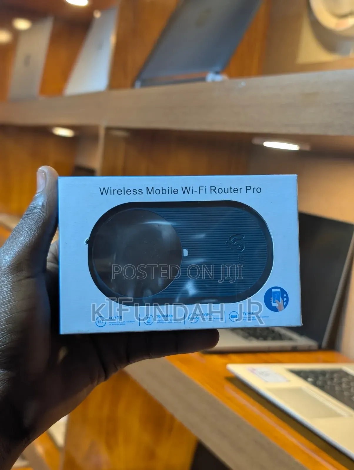 Wireless Mobile Wifi Router Pro