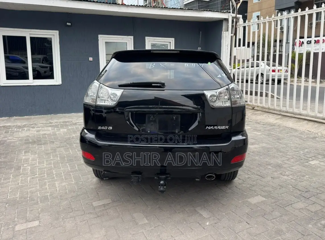 Toyota Harrier 2.4 2007 Black