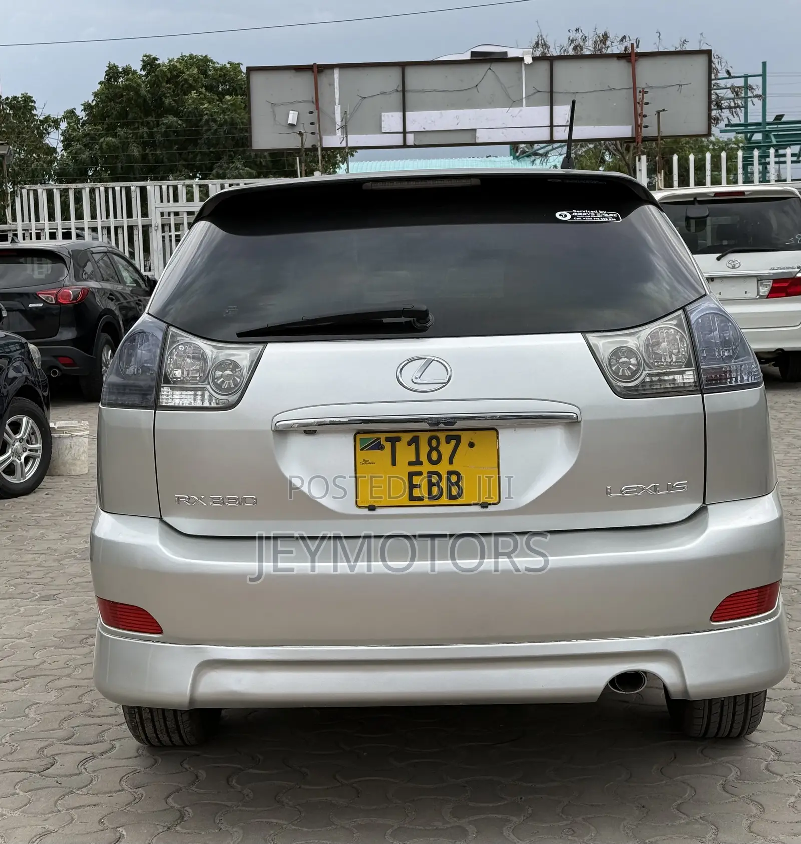 Toyota Harrier 2004 Silver