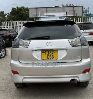 Toyota Harrier 2004 Silver