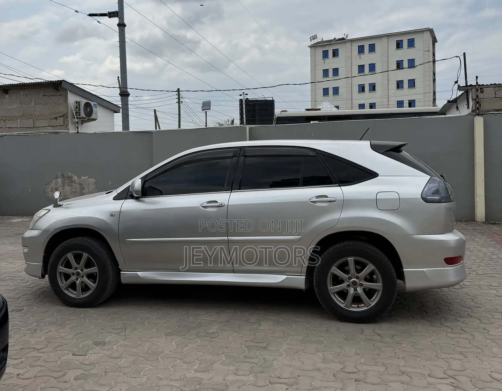 Toyota Harrier 2004 Silver