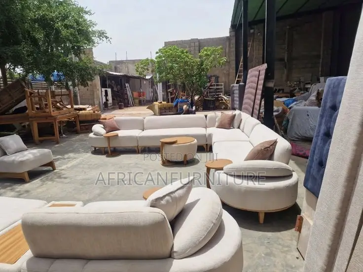 Sofa Set Ya Kisasa Na Yenye Viwango Weka Oda Yako Sasa
