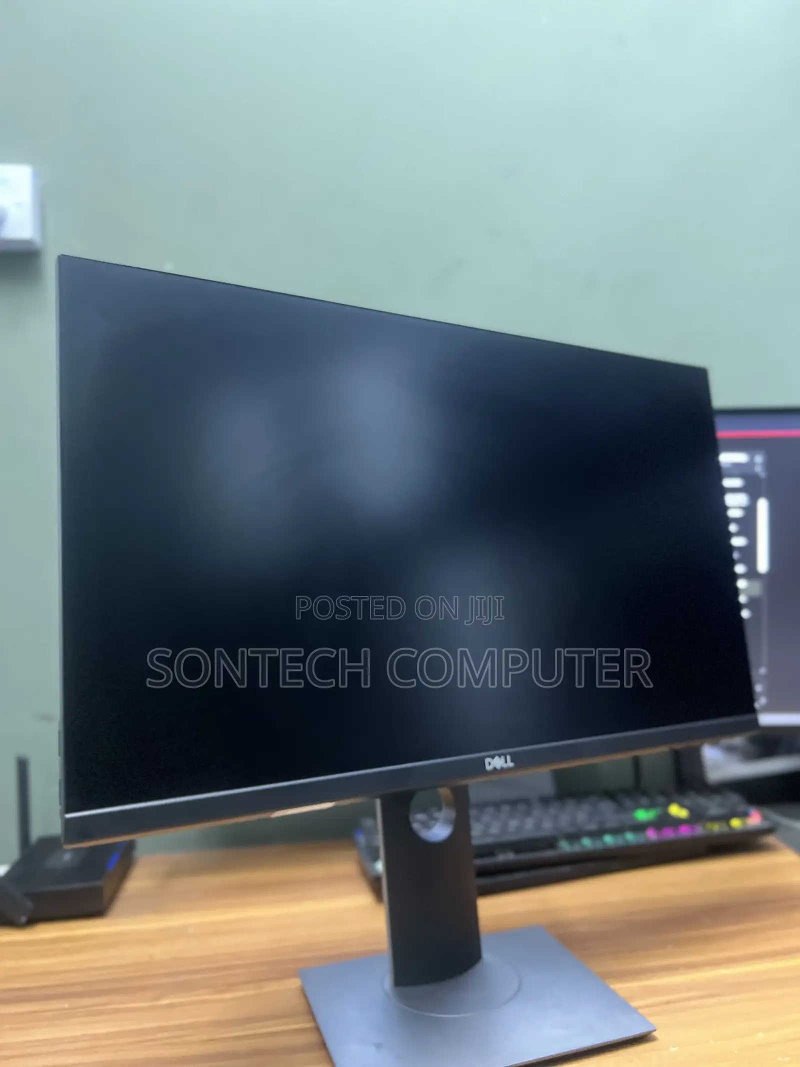 Monitor Dell Fremless