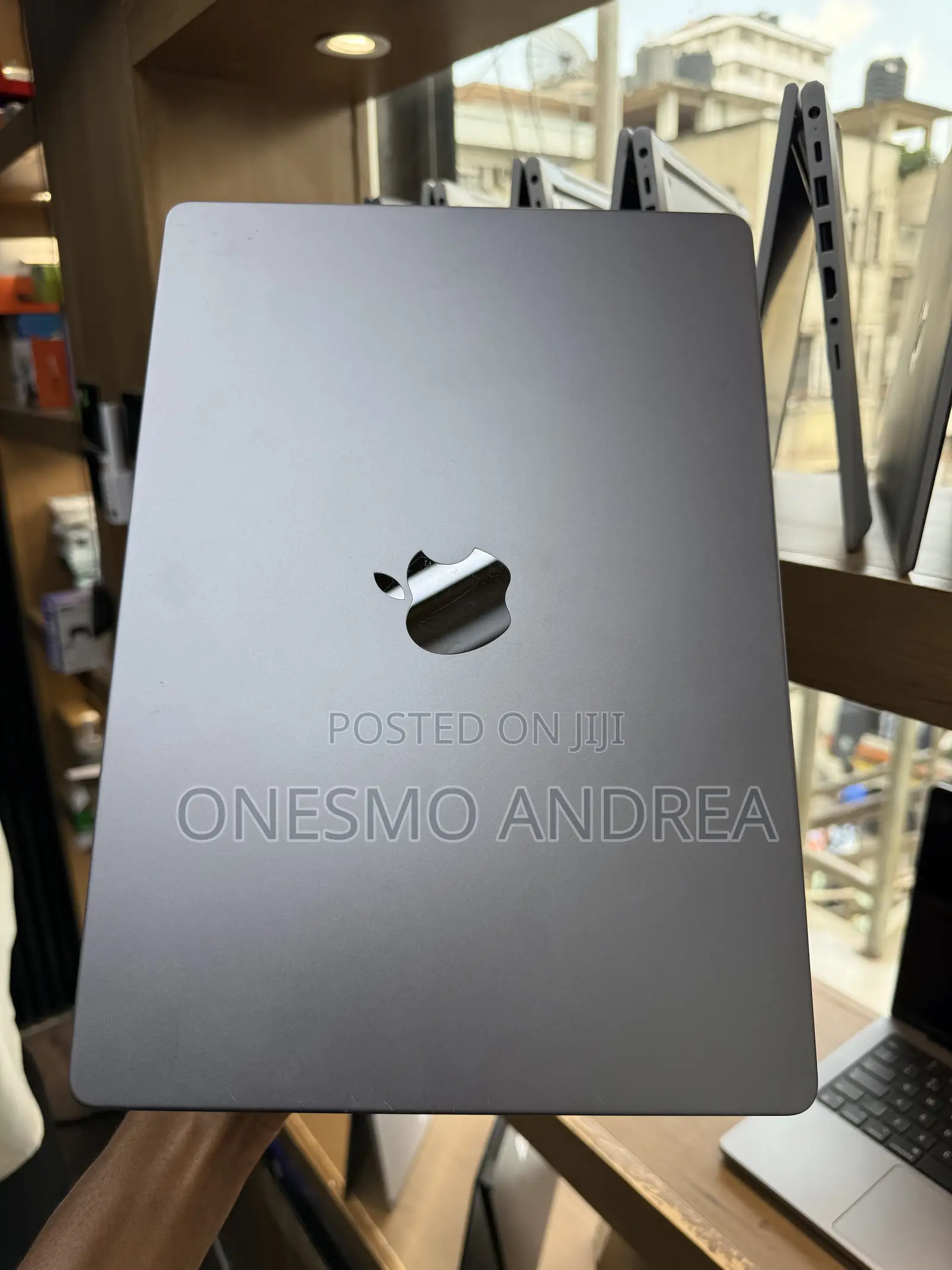 Laptop Apple MacBook Pro 2020 M1 16GB Intel Core i7 SSD 256GB