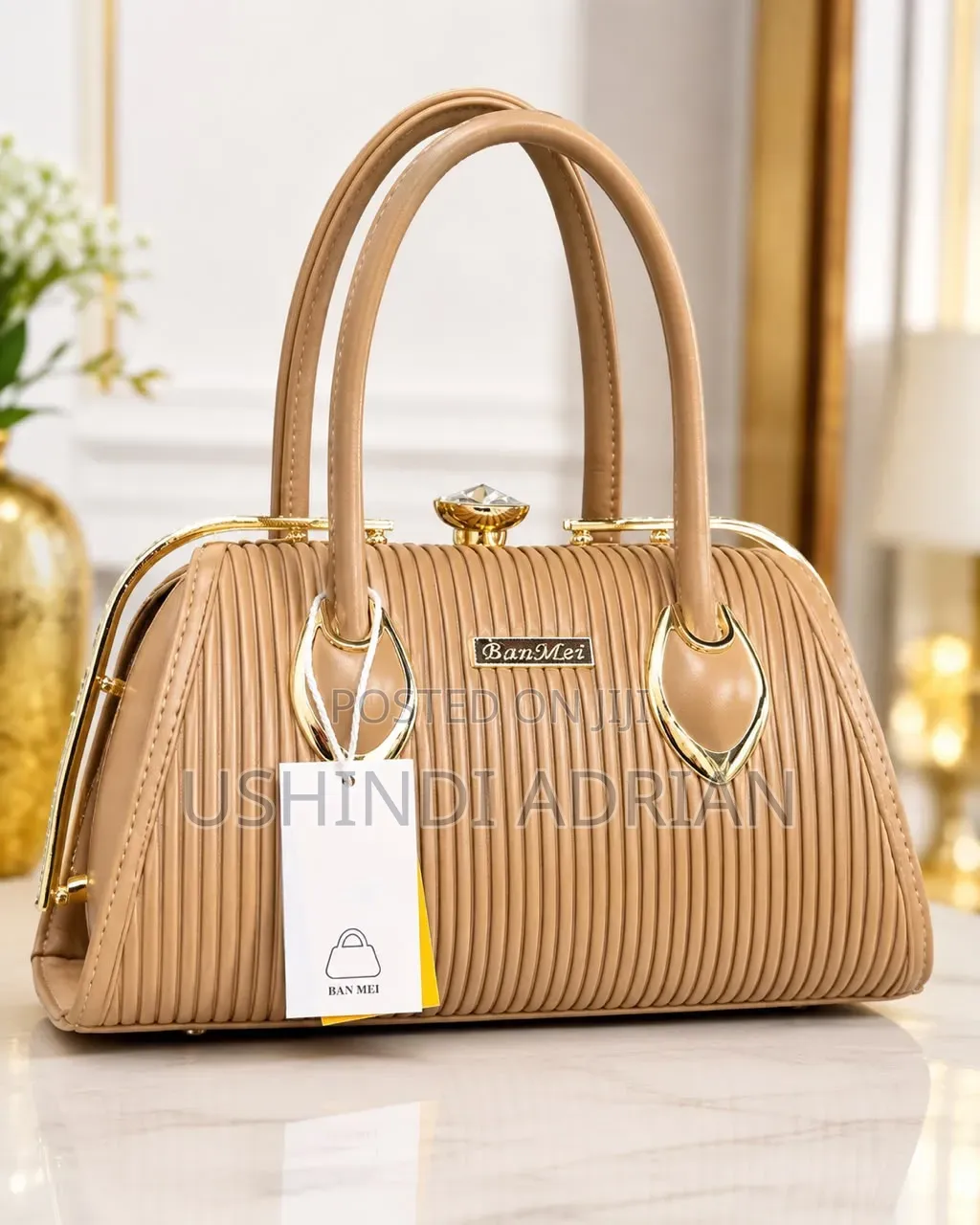 premium Ladies Handbagprice: 50,000/= Tu!
