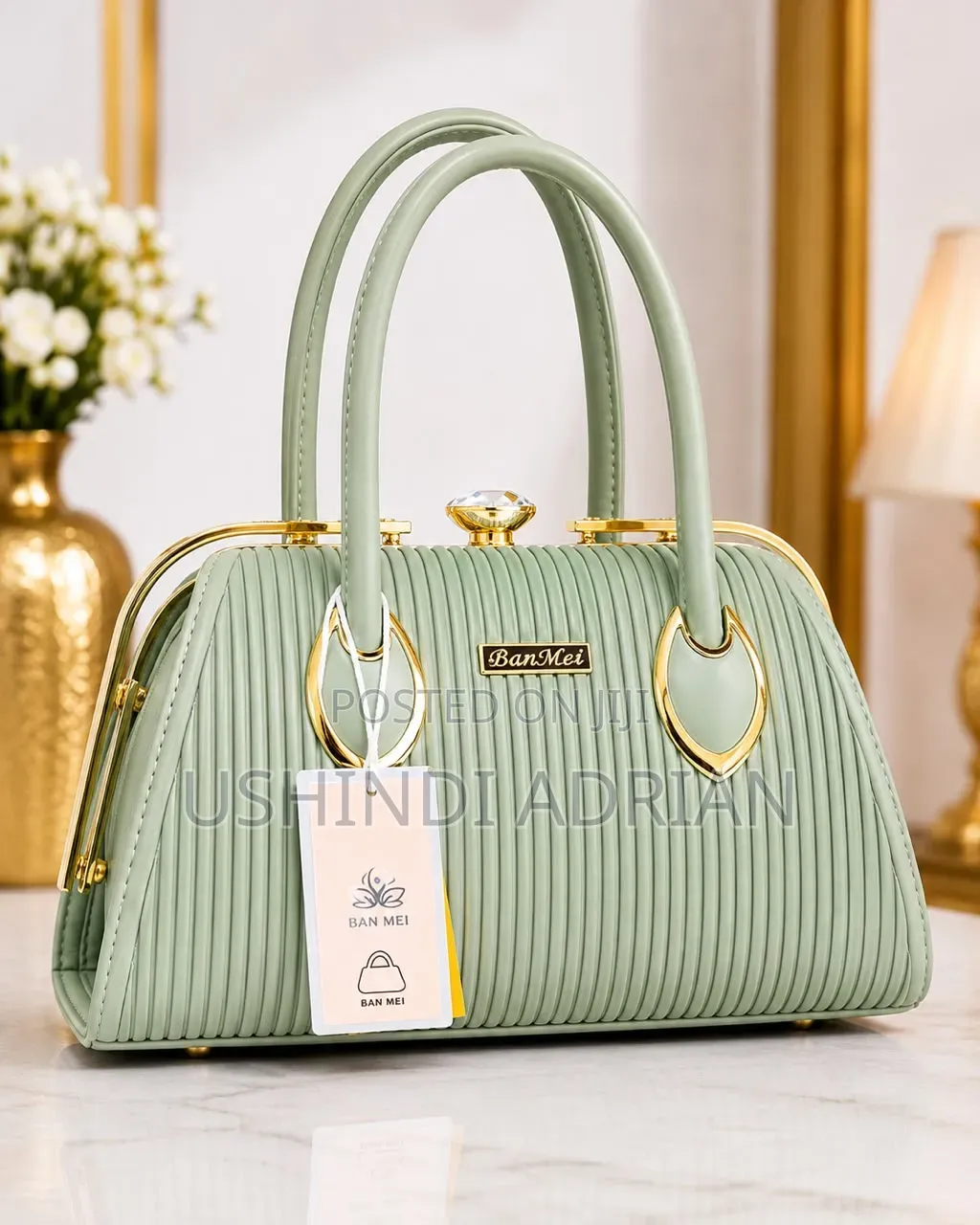 premium Ladies Handbagprice: 50,000/= Tu!