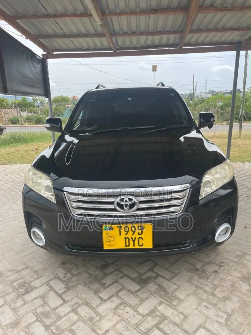 Toyota Vanguard 2010 Black