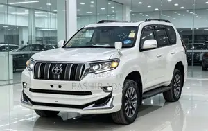 Toyota Land Cruiser Prado 2.7 2023 Pearl