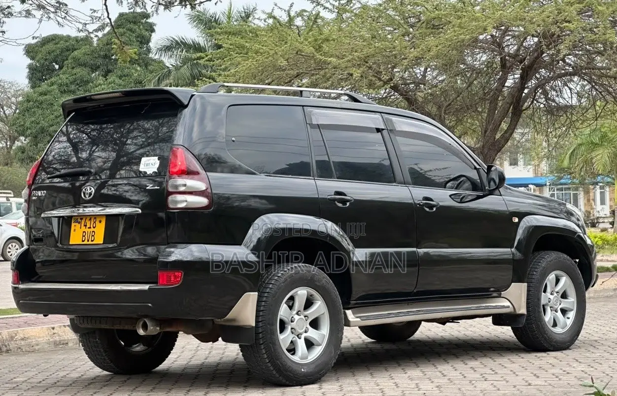 Toyota Land Cruiser Prado 3.4 5dr 2007 Black