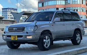 Toyota Land Cruiser 2000 Beige