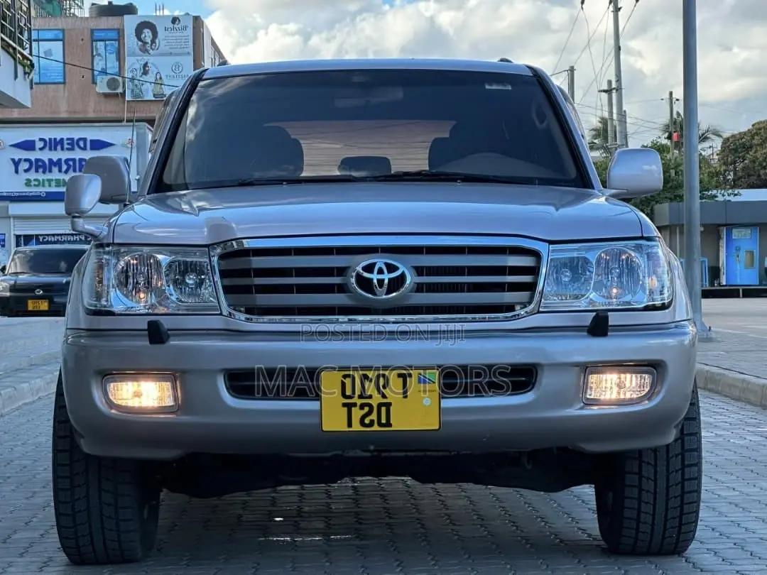 Toyota Land Cruiser 2000 Beige