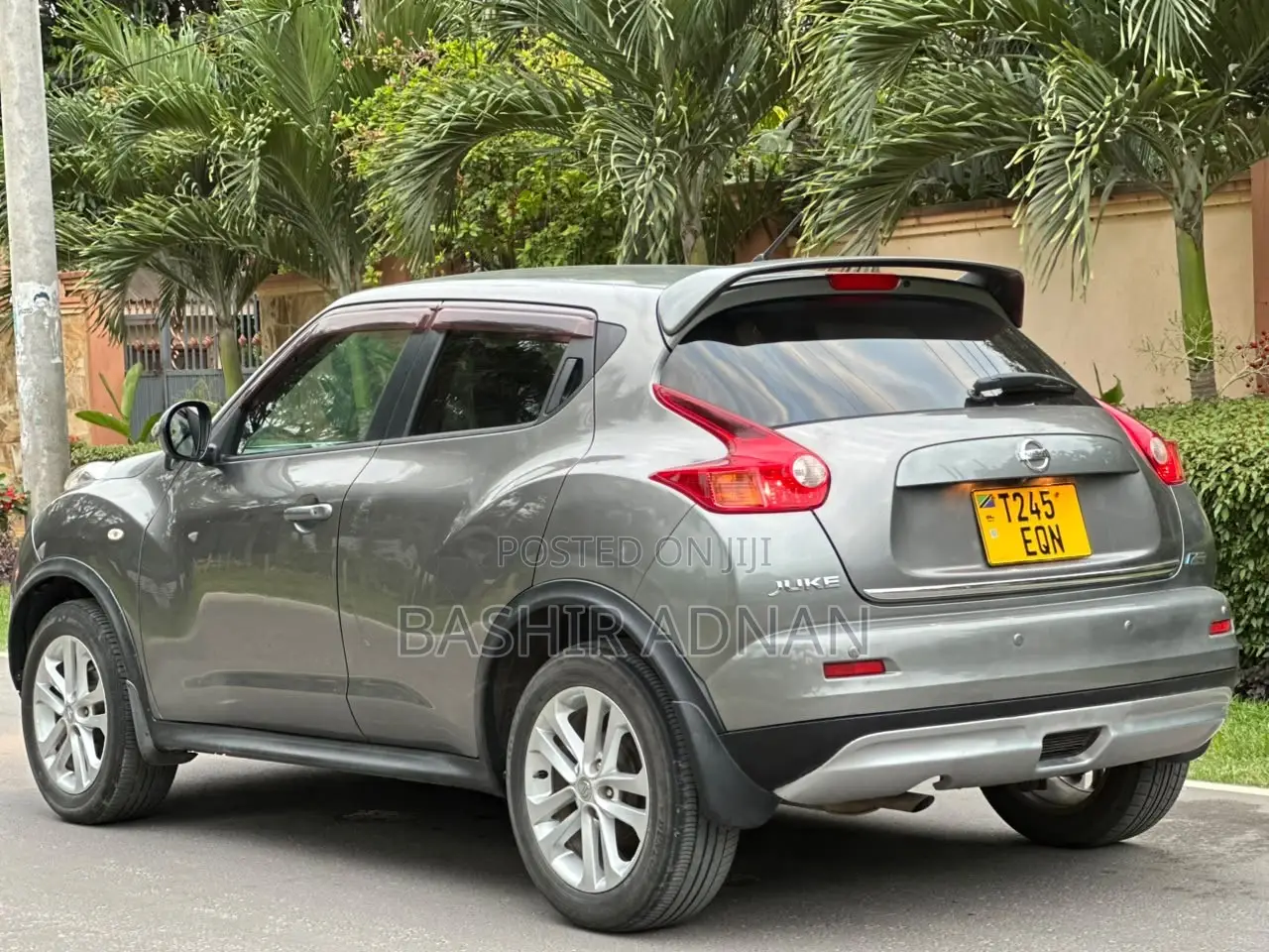 Nissan Juke 2012 Gray