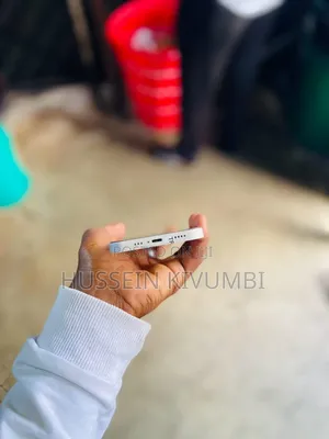Apple iPhone 13 128 GB White