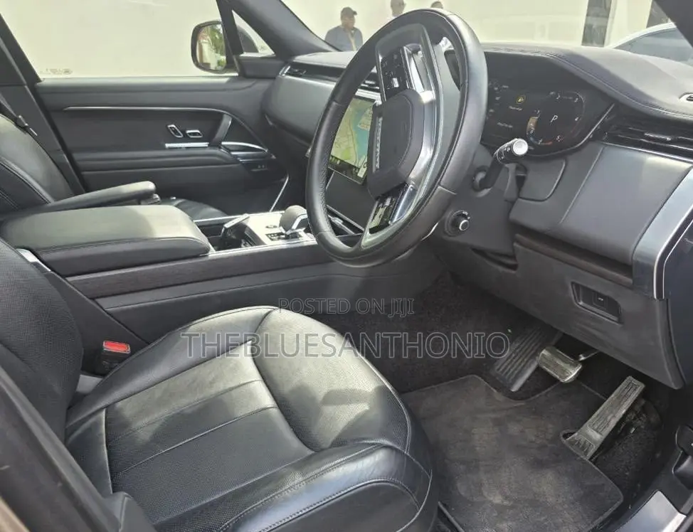 Land Rover Range Rover Vogue 2024 Beige