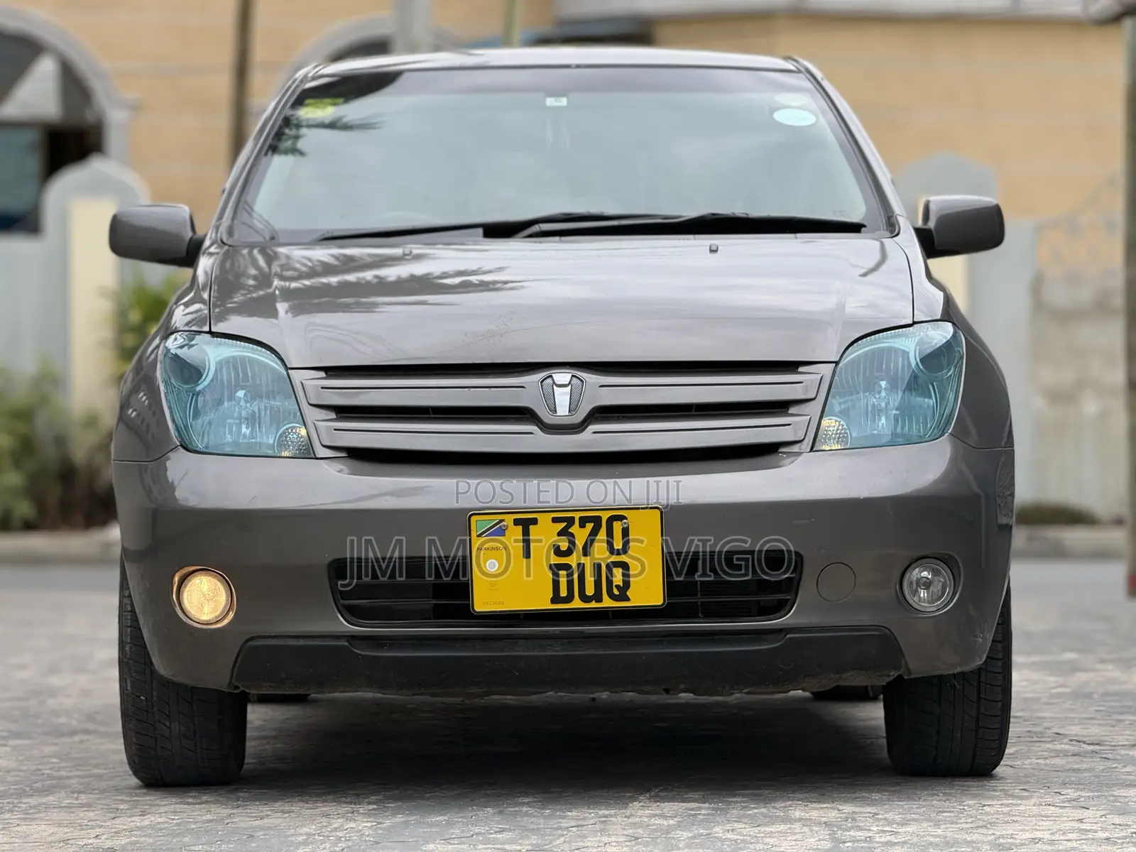 Toyota IST 2005 Gray