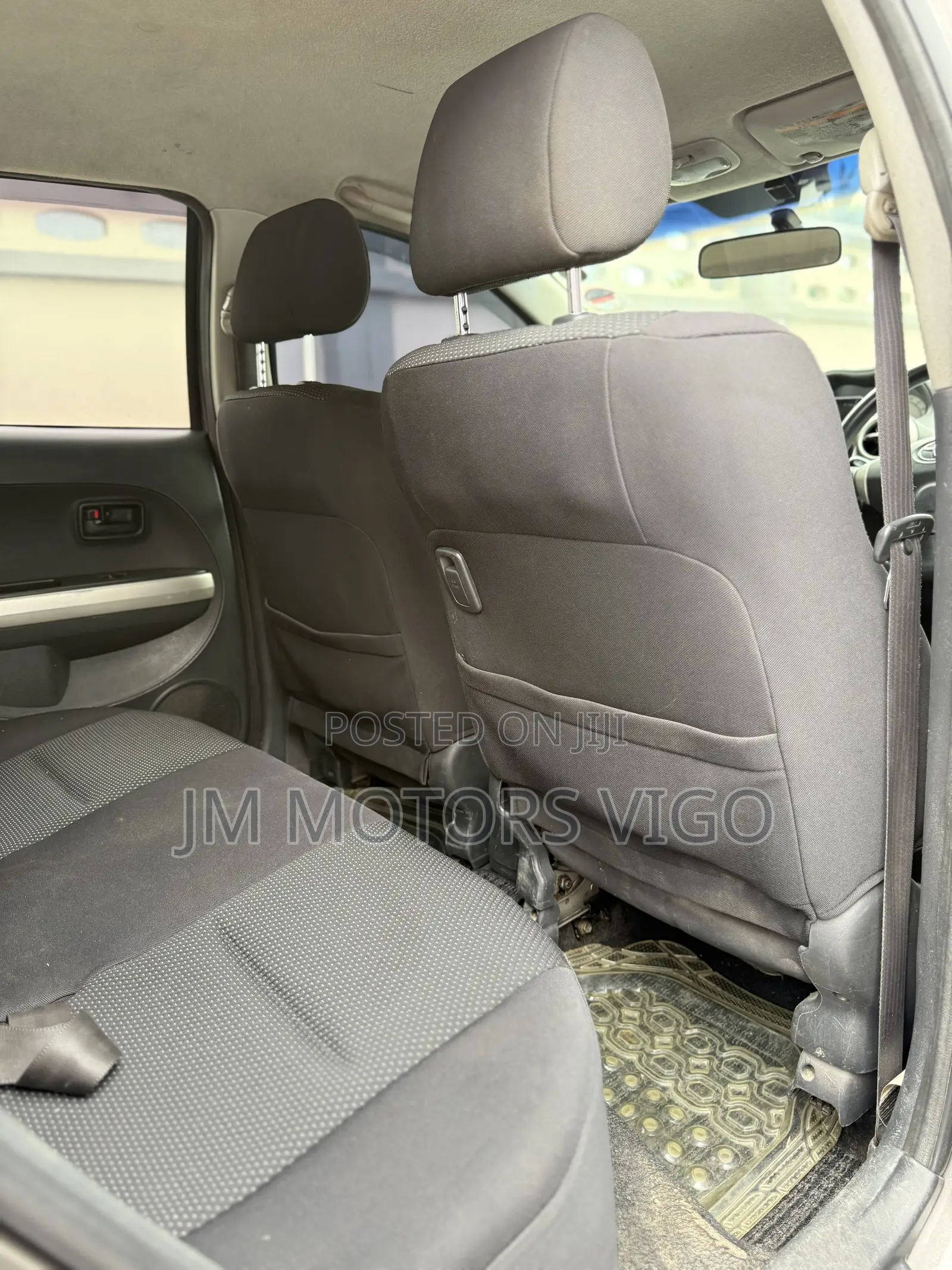 Toyota IST 2005 Gray
