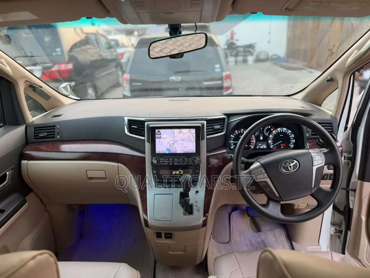 Toyota Vanguard 2008 White
