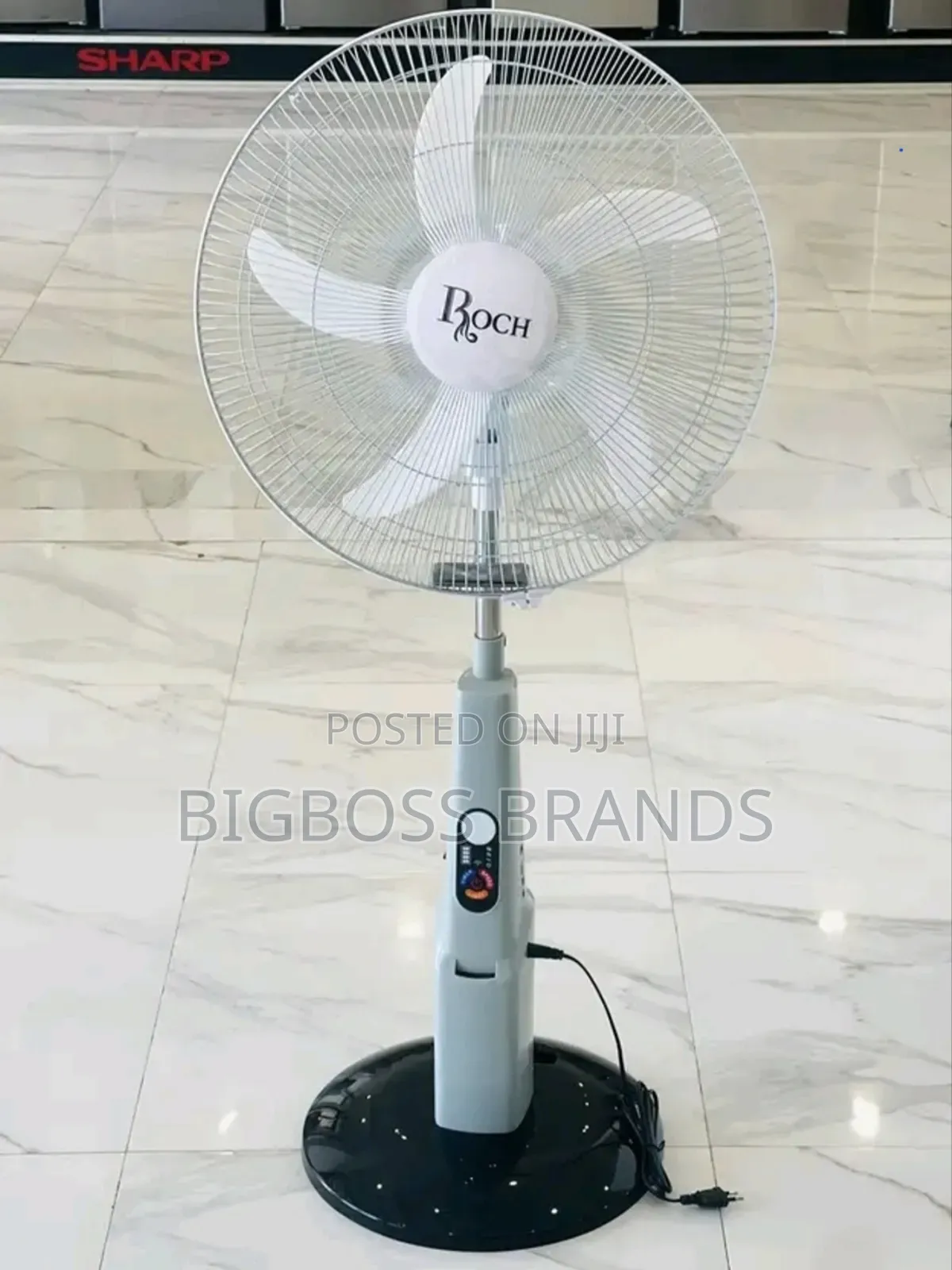 Roch 16 Size Rechargeable Fan