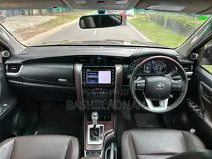 Toyota Fortuner 2.8 D AWD 2019 Gray