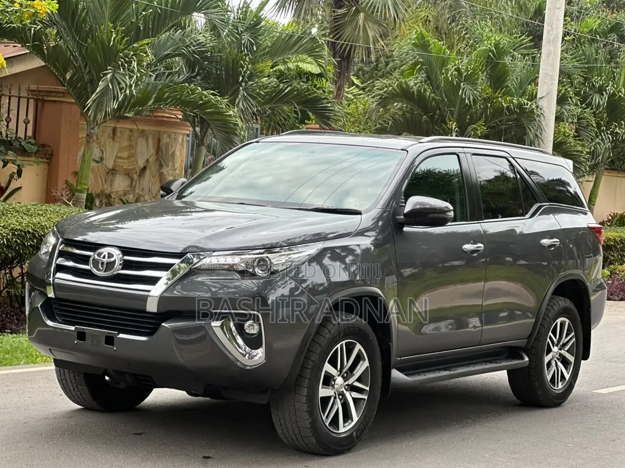 Toyota Fortuner 2.8 D AWD 2019 Gray