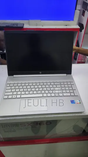 Laptop HP 15s 8GB Intel Core i7 SSD 512GB