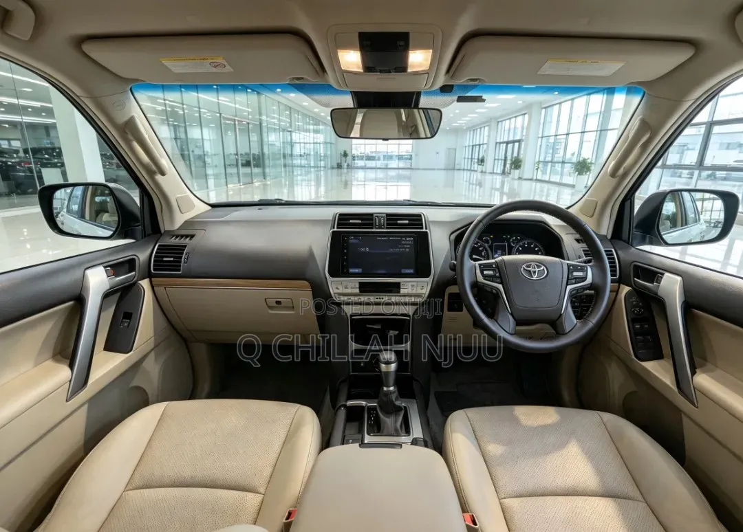 Toyota Land Cruiser Prado 2023 Black