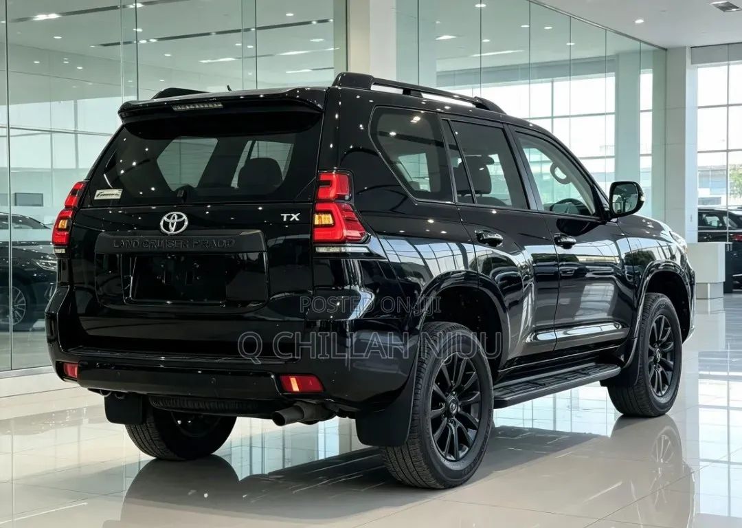 Toyota Land Cruiser Prado 2023 Black