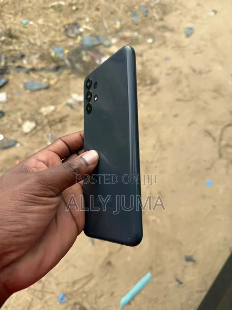 Samsung Galaxy A13 (SM-A137) 64 GB Gray