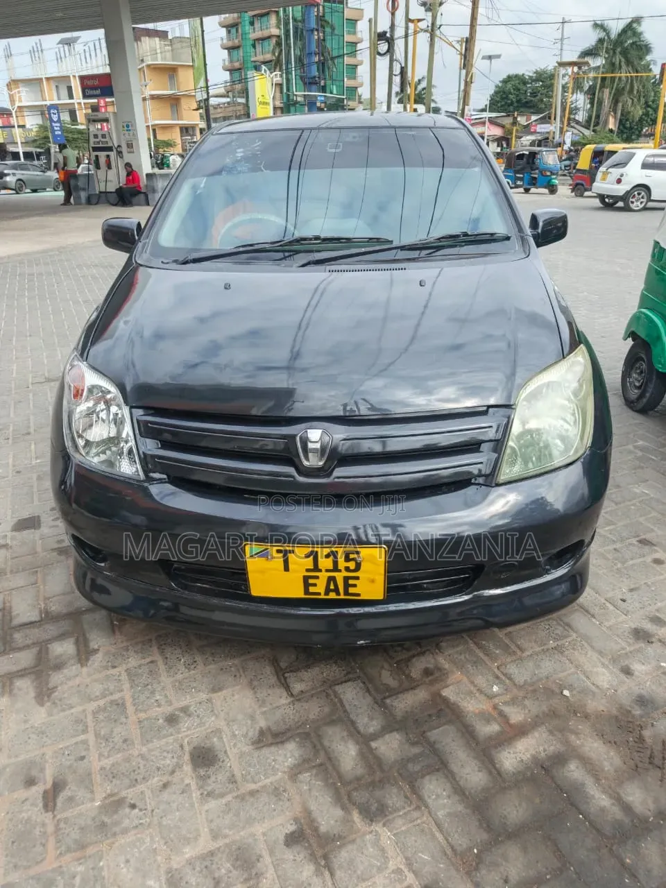 Toyota IST 2004 Black