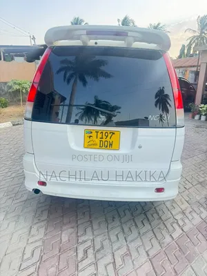 Toyota Noah 2001 White