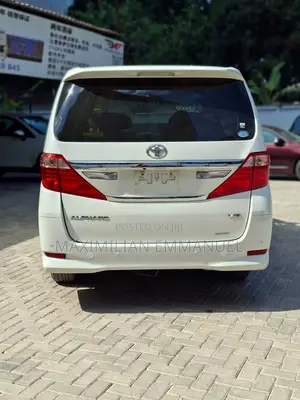 Toyota Alphard 2012 White