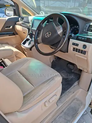Toyota Alphard 2012 White