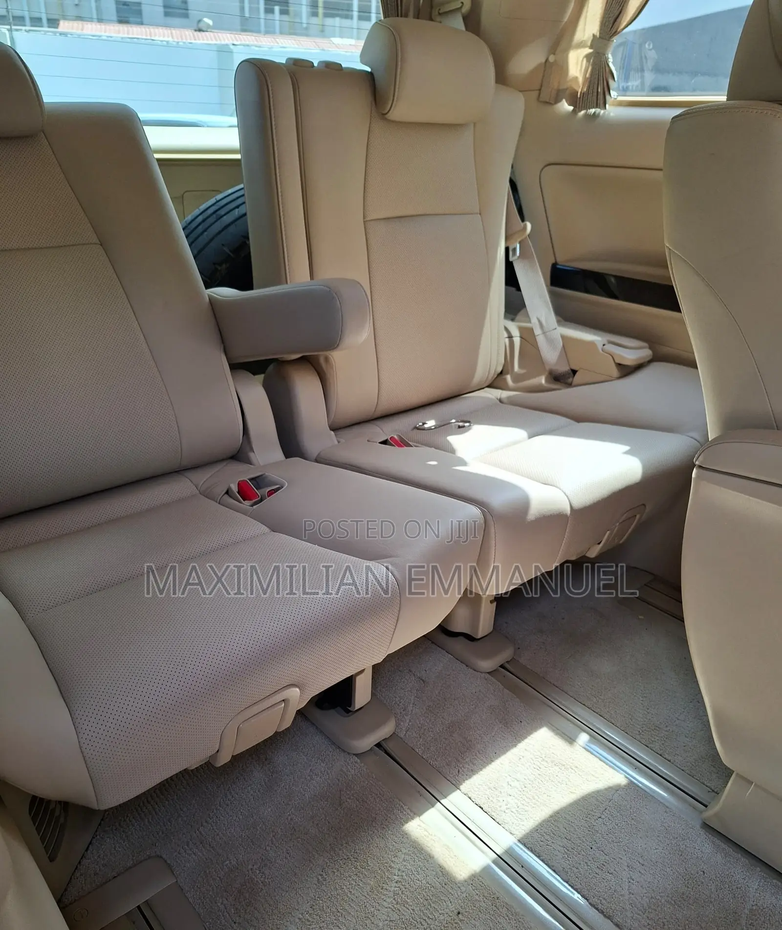 Toyota Alphard 2012 White