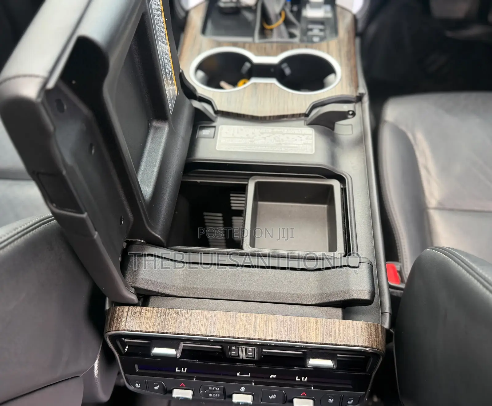 Toyota Land Cruiser 2024 Gray